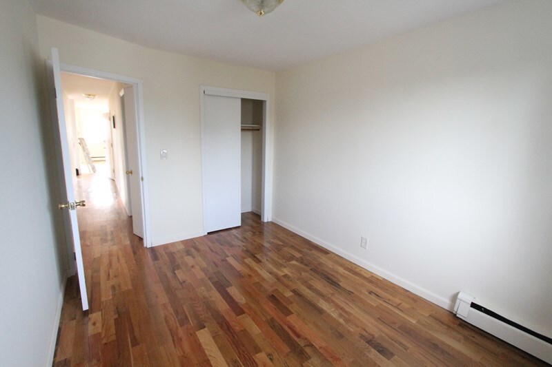 Primary Photo - 840 Calhoun Ave