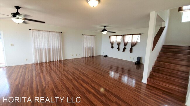 Building Photo - 4 br, 2.5 bath House - 99-640 HALAWA DR
