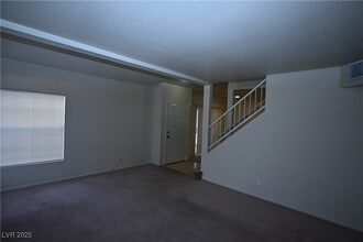 Building Photo - 8465 Blue Island Ave