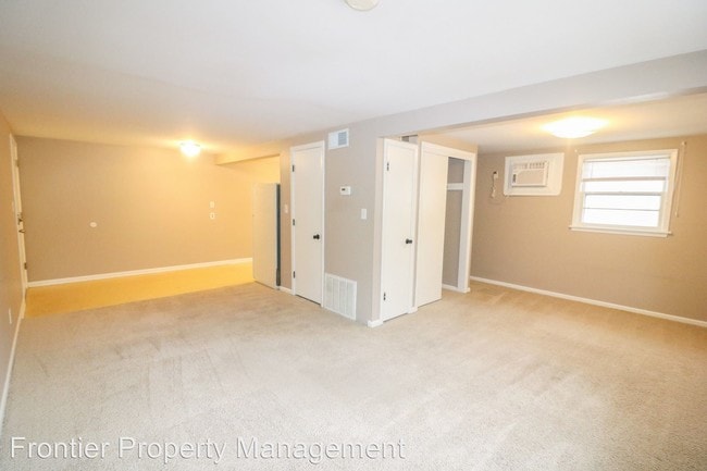 Building Photo - 2103 Green Ave