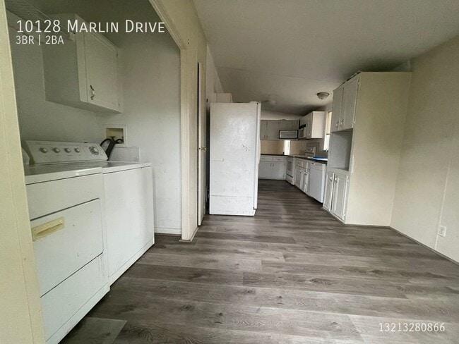 Building Photo - 10128 Marlin Dr