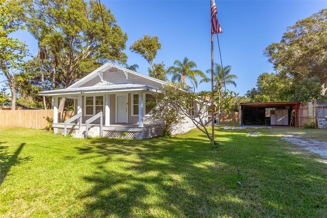 Building Photo - 1571 S Myrtle Ave