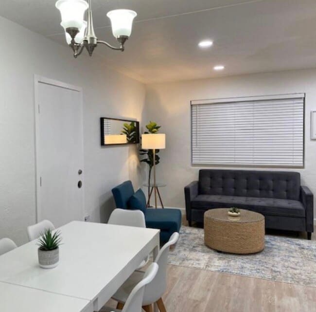 Foto del edificio - 2160 NW 18th Ter