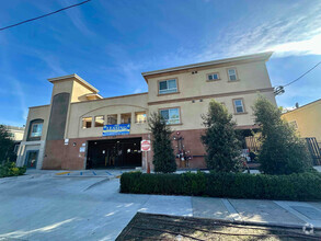 Building Photo - 1522 Lomita Blvd