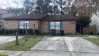 Building Photo - 5542 Bennington Dr