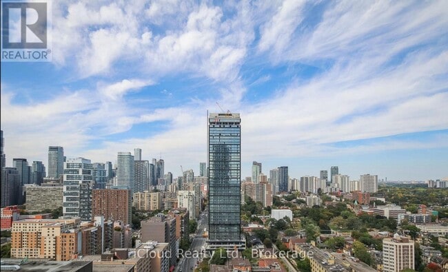 Building Photo - 251 Jarvis St