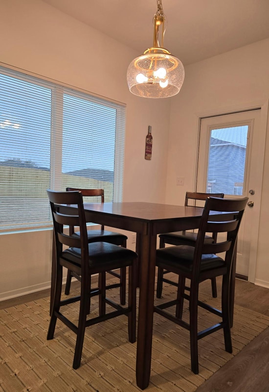 Foto del edificio - 6713 SW Dignity Ave