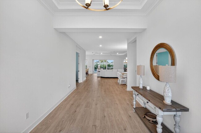 Foto del edificio - Luxury Pool Home in Esplanade at Azario — Annual Rental