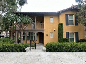 Building Photo - 21 Nightshade