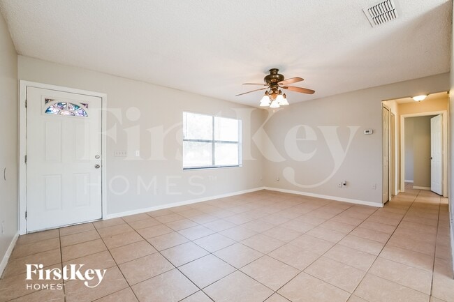 Foto del edificio - 3208 Buckland St