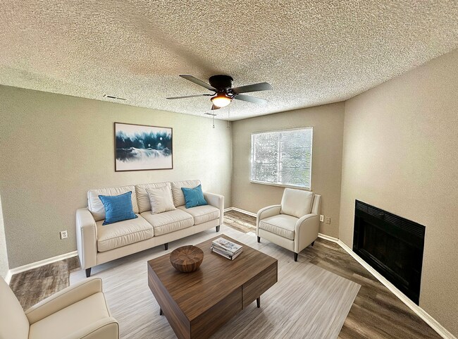Building Photo - $500 off your 1st month!