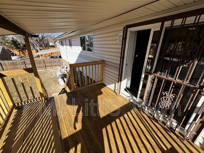 Foto del edificio - 8802 W Arbor Ave