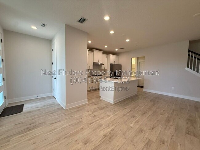 Foto del edificio - 435 Crestview Dr