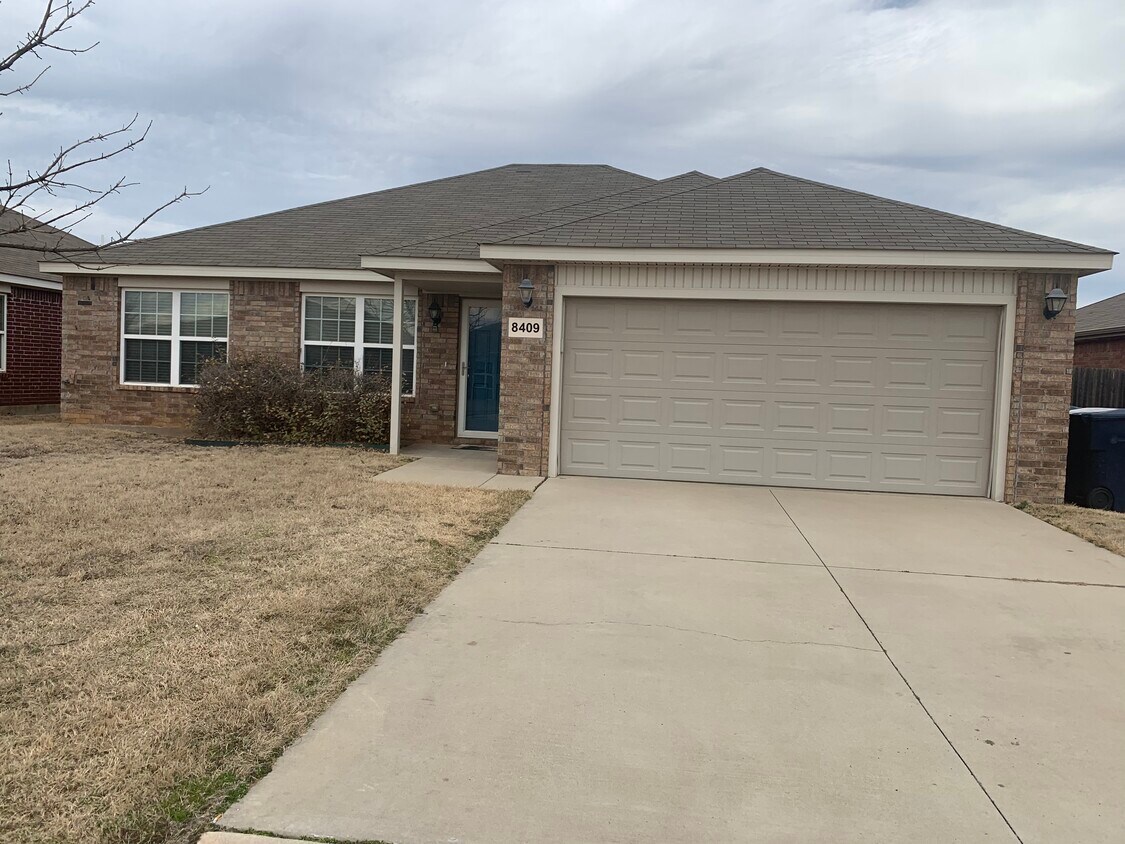 8409 SW 48th St, Oklahoma City, OK 73179 House Rental in Oklahoma