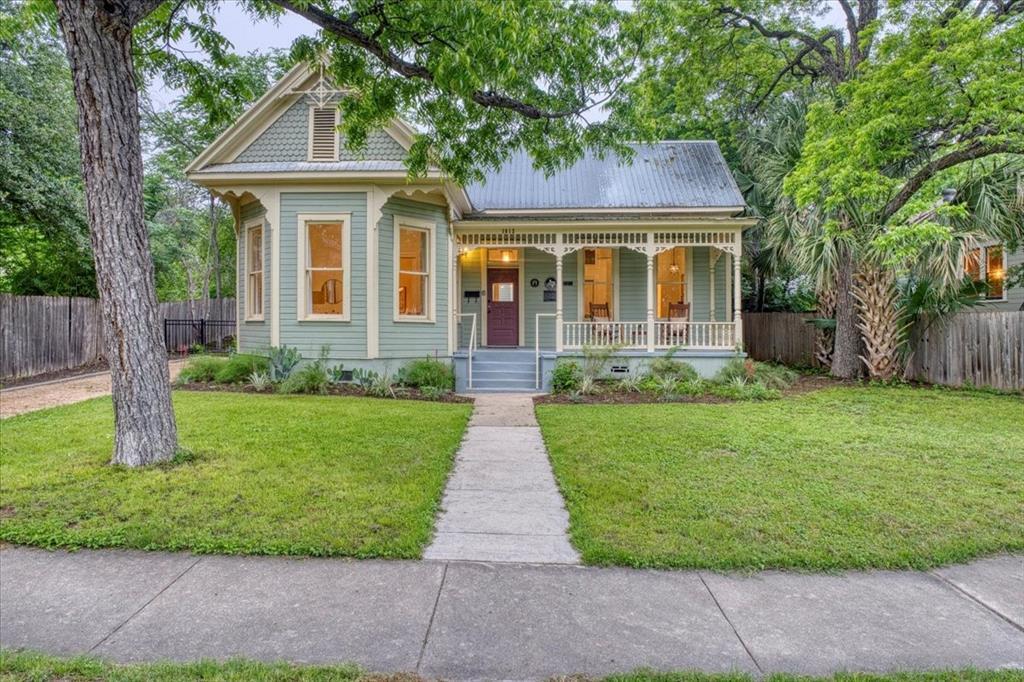 Foto principal - 1012 E 8th St