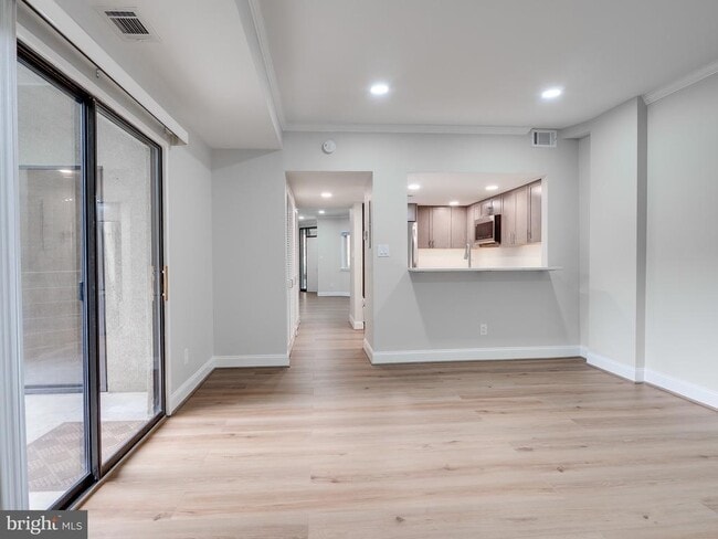 Foto del edificio - 1951 Sagewood Ln