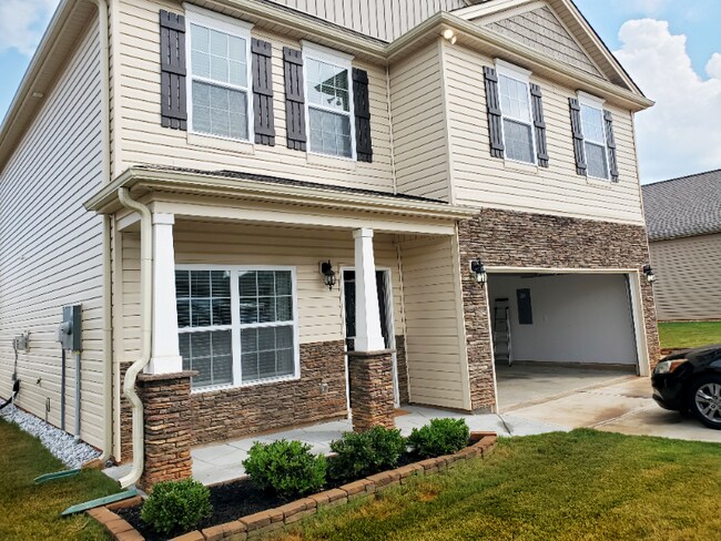 Foto del edificio - 814 Hillsdale Ave