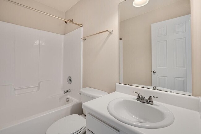 Building Photo - 5020 Babbling Brook Dr