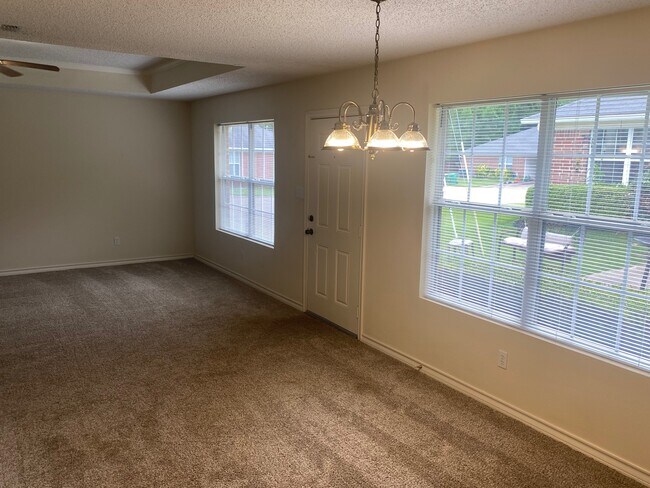 Foto del edificio - 4909 N Park Rd