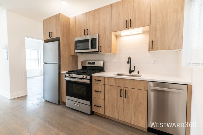 Foto del edificio - 6209 N Glenwood Ave