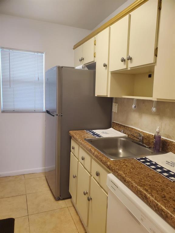 Primary Photo - 3274 Coral Ridge Dr