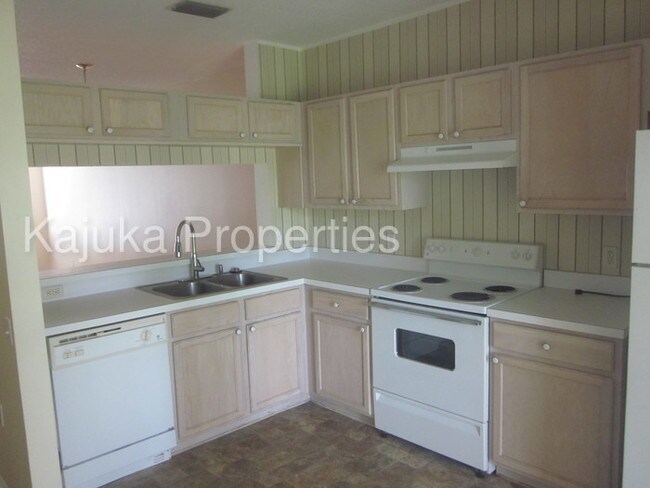 Building Photo - 4526 Sabal Harbour Dr