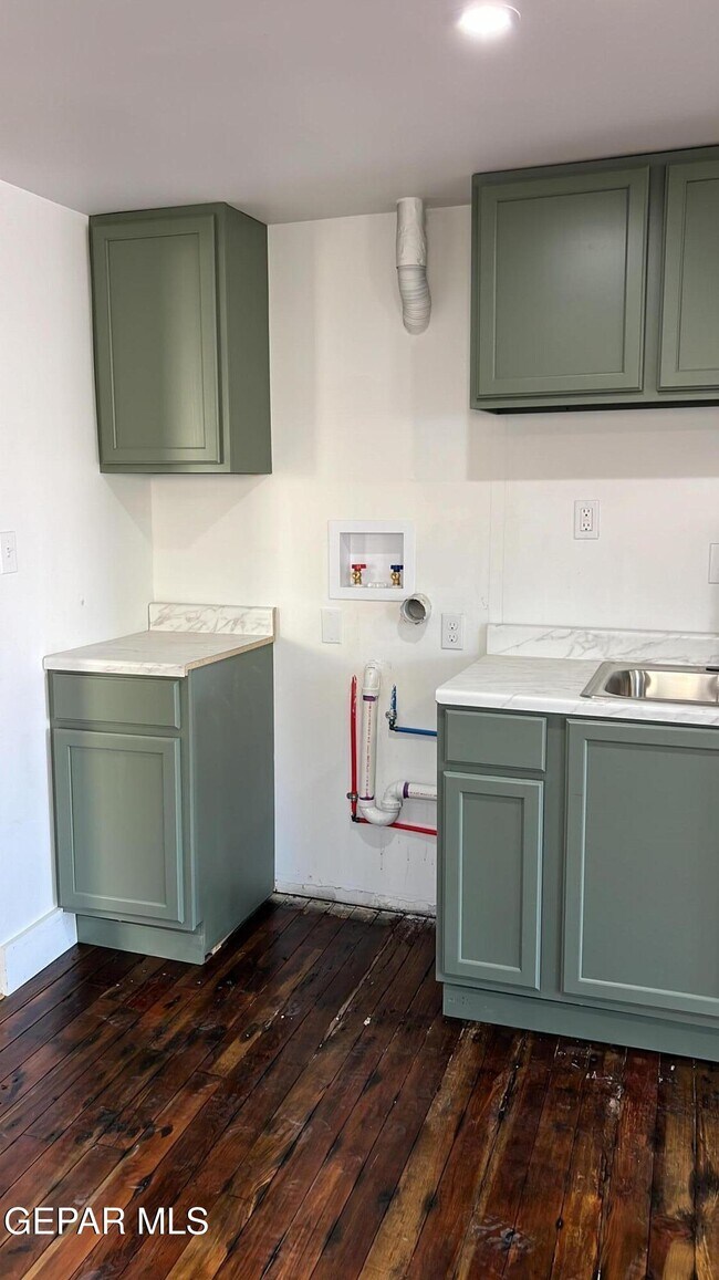 Foto del edificio - 716 N Glenwood St