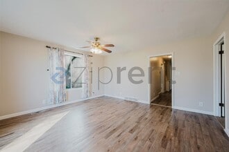 Building Photo - 593 W 1020 S