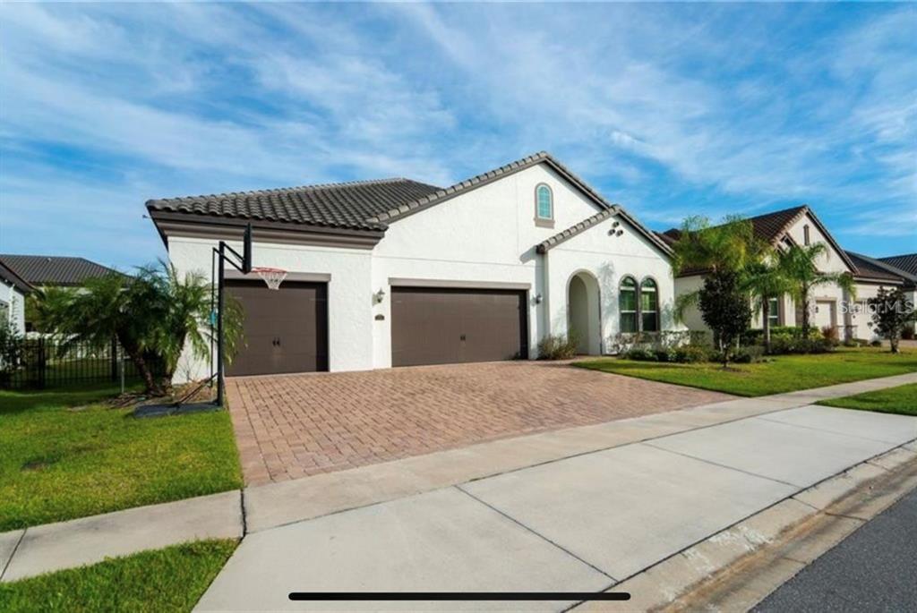 Foto principal - 10407 Warrick St