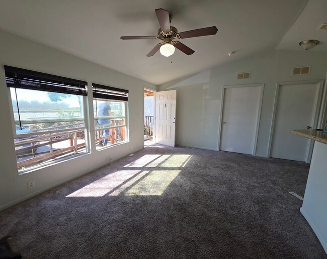 Foto del edificio - 560 Canal St