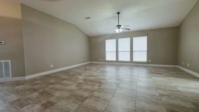 Building Photo - 20838 Kings Clover Ct