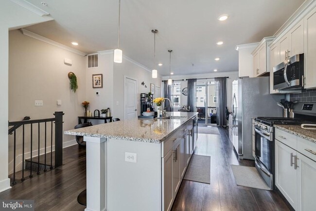 Building Photo - 5921 Kate Chopin Pl