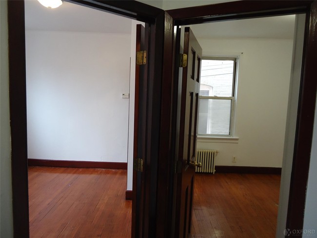 Building Photo - 2540 35th St