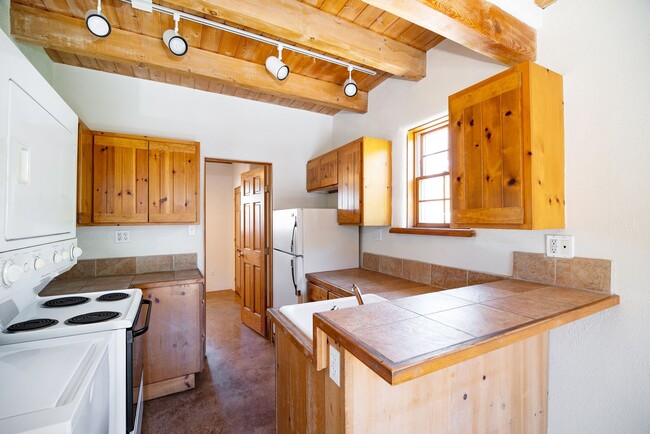 Building Photo - 247 C Casados St