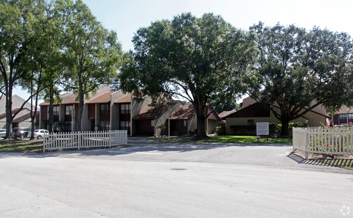 Foto del edificio - 365 Market Sq E