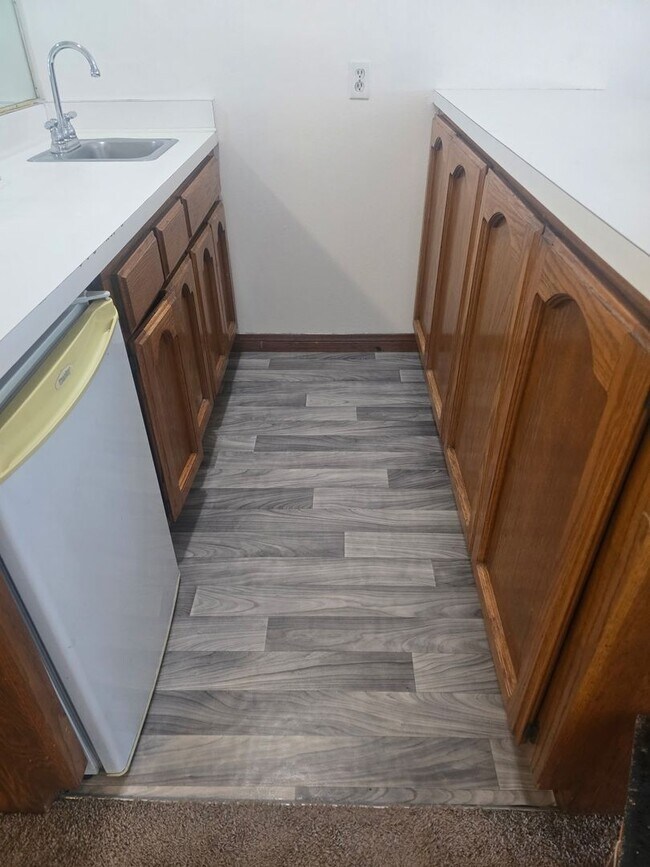 Foto del edificio - 17200 Newhope St