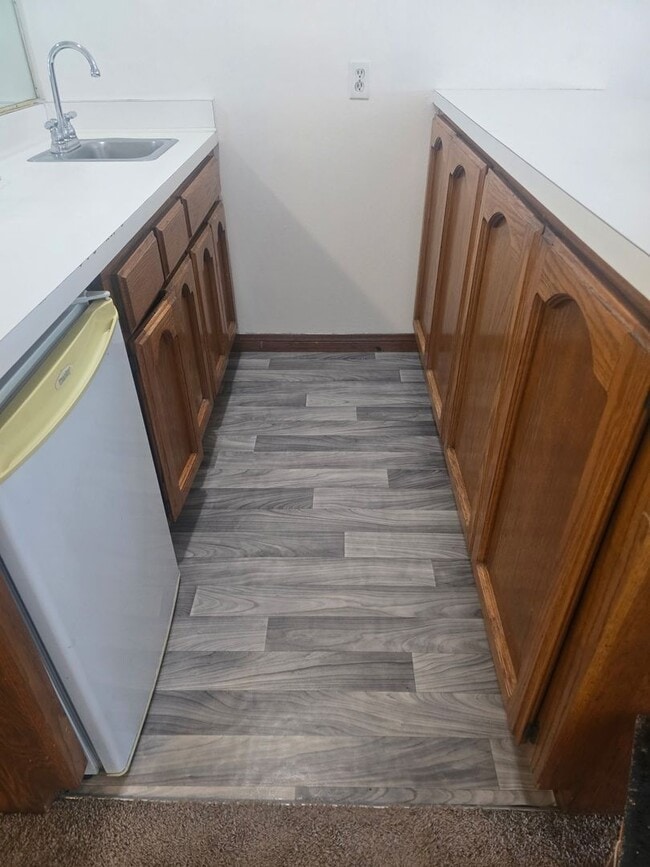 Building Photo - 17200 Newhope St