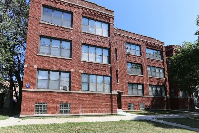 Foto principal - 3827 N Drake Ave