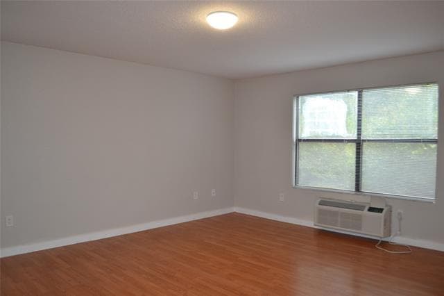 Foto principal - 701 W Sycamore St