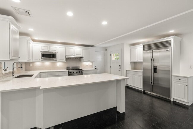 Foto del edificio - 11 Summer St