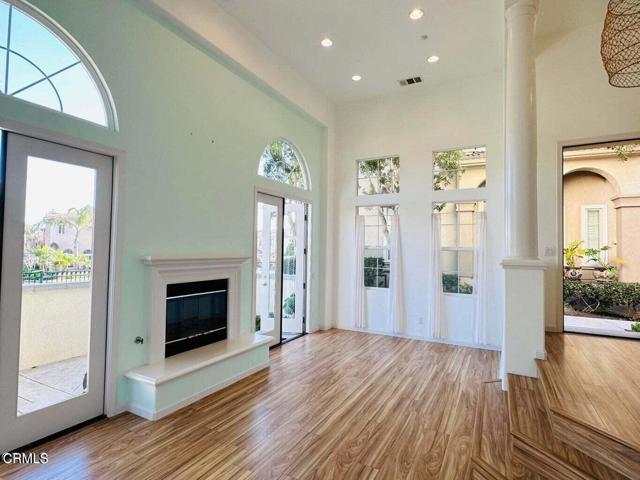 Building Photo - 1350 Bayside Cir