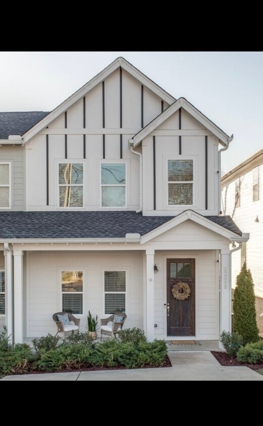 Photo - 2209 15th Ave N (Nashville, TN)