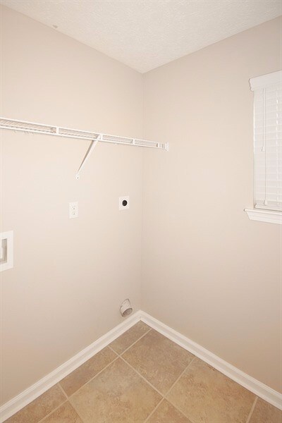 Foto del edificio - 5027 Grist Mill Dr