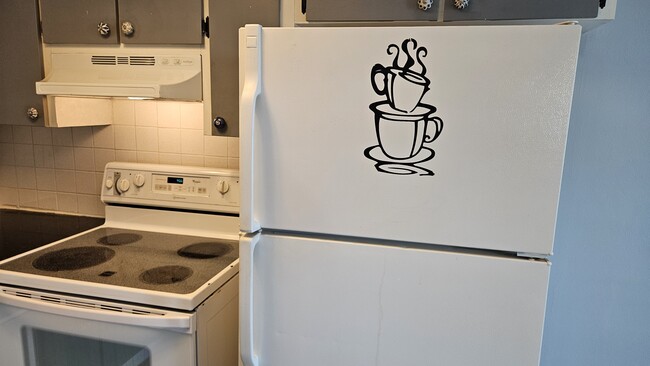 Building Photo - 312 Avanda Ct