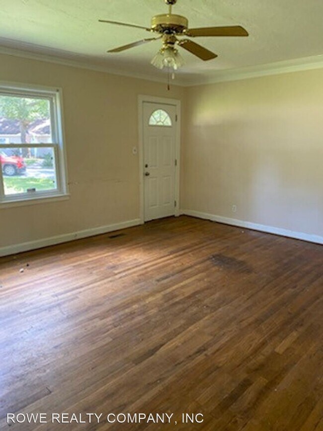 Building Photo - 2 br, 1 bath House - 3923 18TH AVENUE
