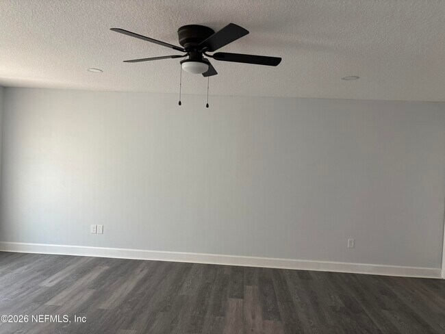 Foto del edificio - 2127 Yulee St