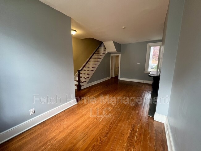 Foto del edificio - 533 W Walnut St