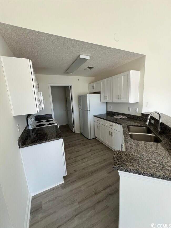 Building Photo - 4922 Pond Shoals Ct