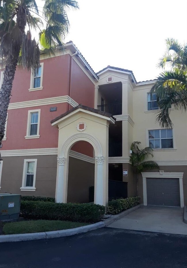 Building Photo - 4404 SW 160th Ave