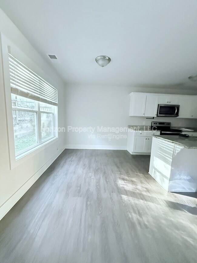 Foto del edificio - 5210 Phoenix St